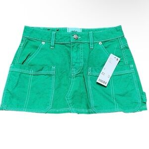 BDG NWT MINI CARGO SKIRT